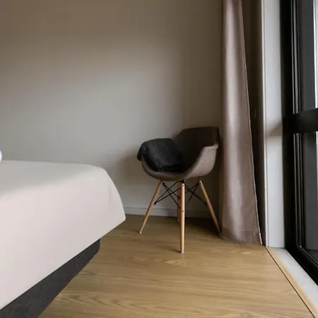 Aposentus - Elegant Functionality Downtown