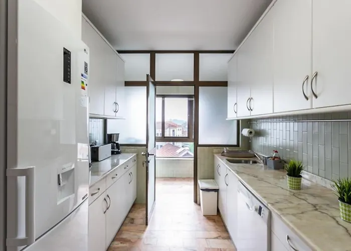 Aposentus - Elegant Functionality Downtown * Πόρτο