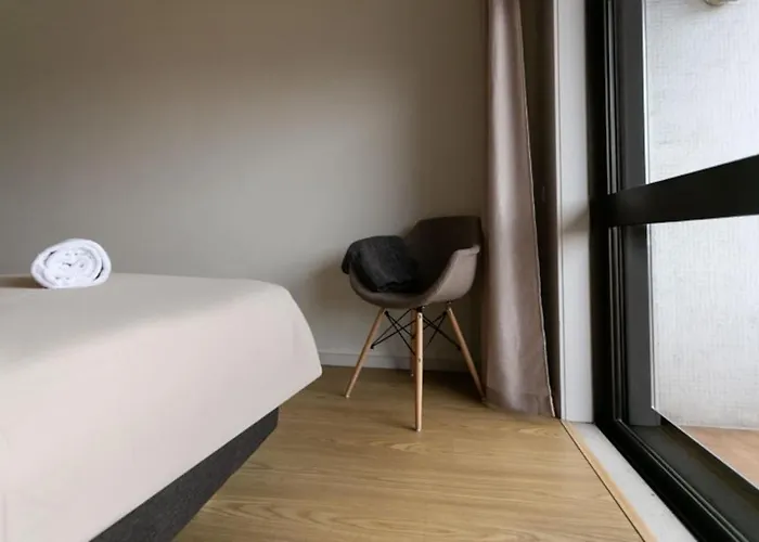 Aposentus - Elegant Functionality Downtown