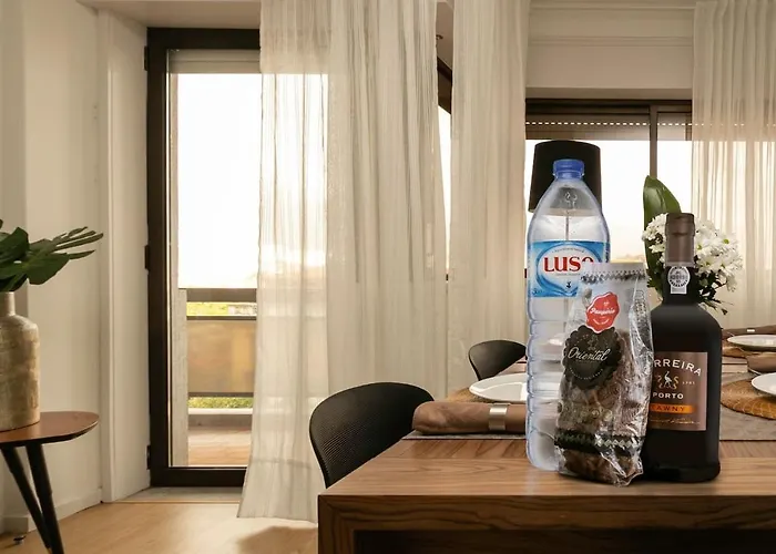 Apartman Aposentus - Elegant Functionality Downtown Porto