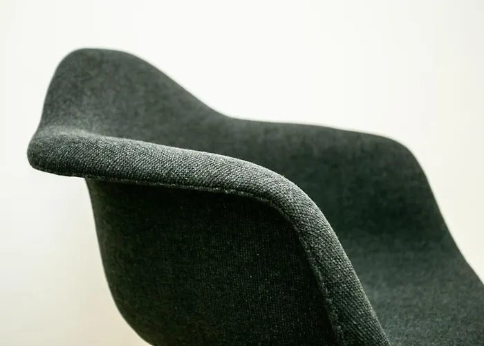 Aposentus - Elegant Functionality Downtown * Oporto