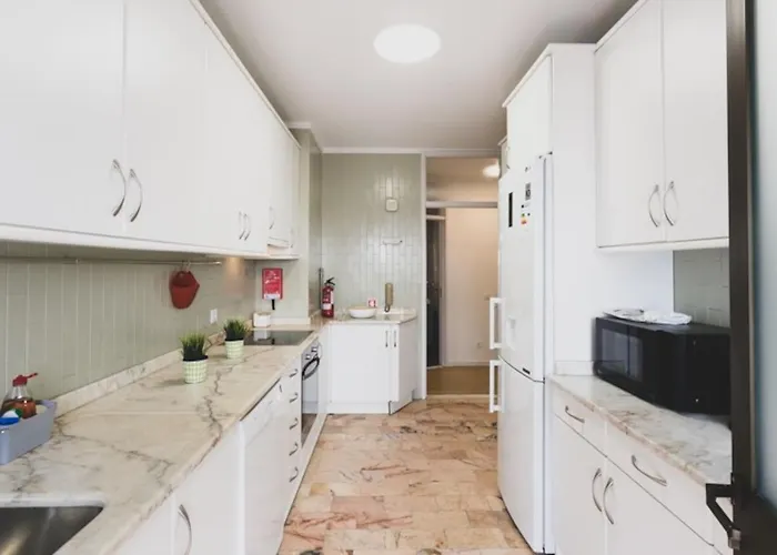 Appartement Aposentus - Elegant Functionality Downtown