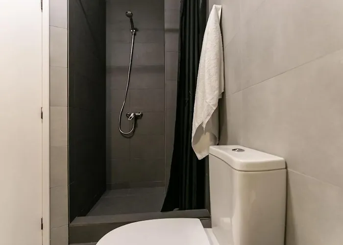 Aposentus - Elegant Functionality Downtown Porto